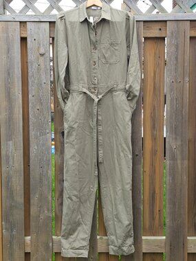 GAP Utility Jumpsuit Olive Green Button Front Belted Cargo Style Women's Size 10